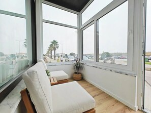 Interior - Wild Atlantic beach - Cozy apartment (Praia de Quiaios, Coimbra)