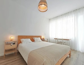 2 chambres, bureau, Wi-Fi, draps fournis