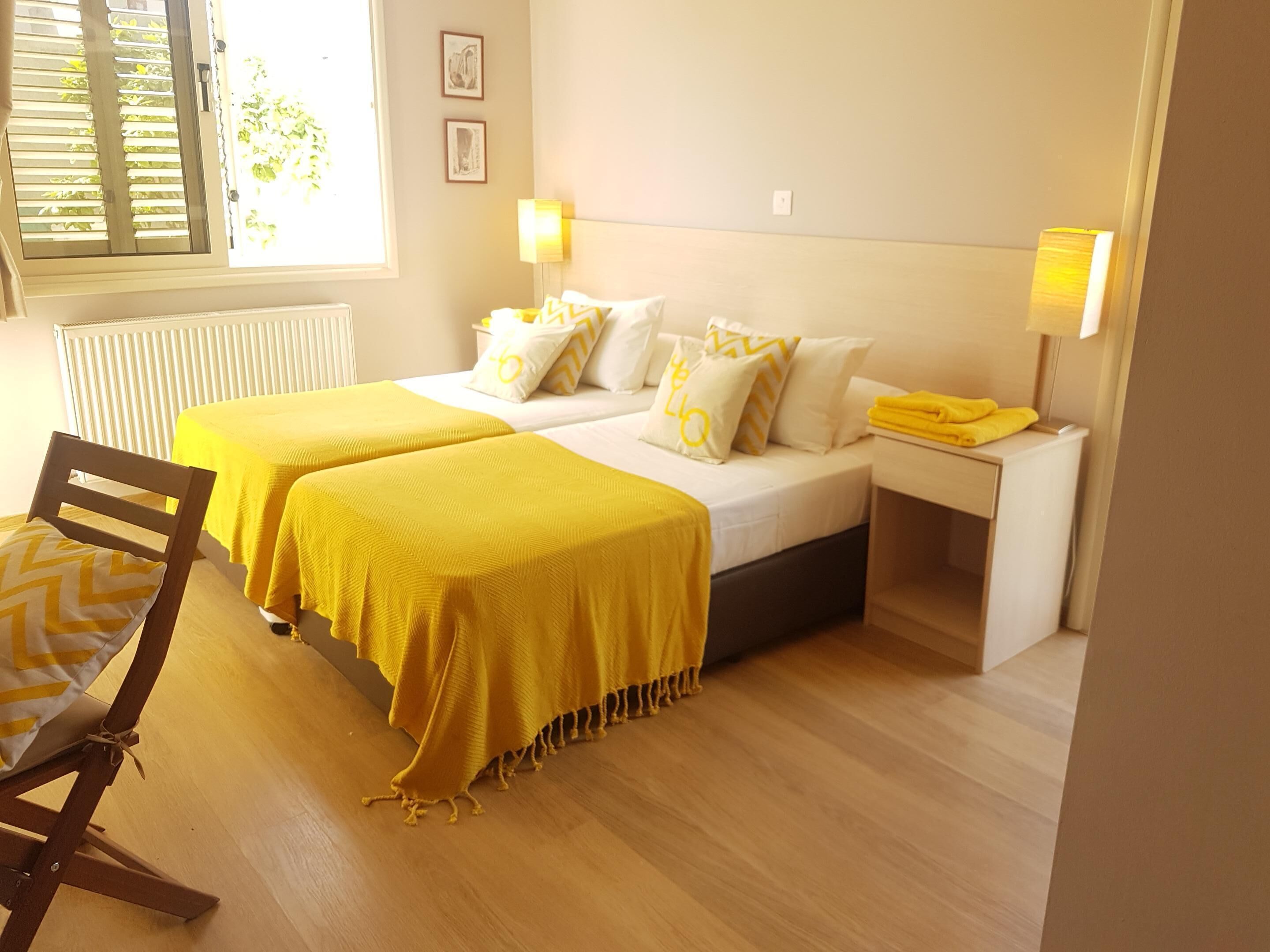 5 bedrooms, in-room safe, iron/ironing board, travel crib