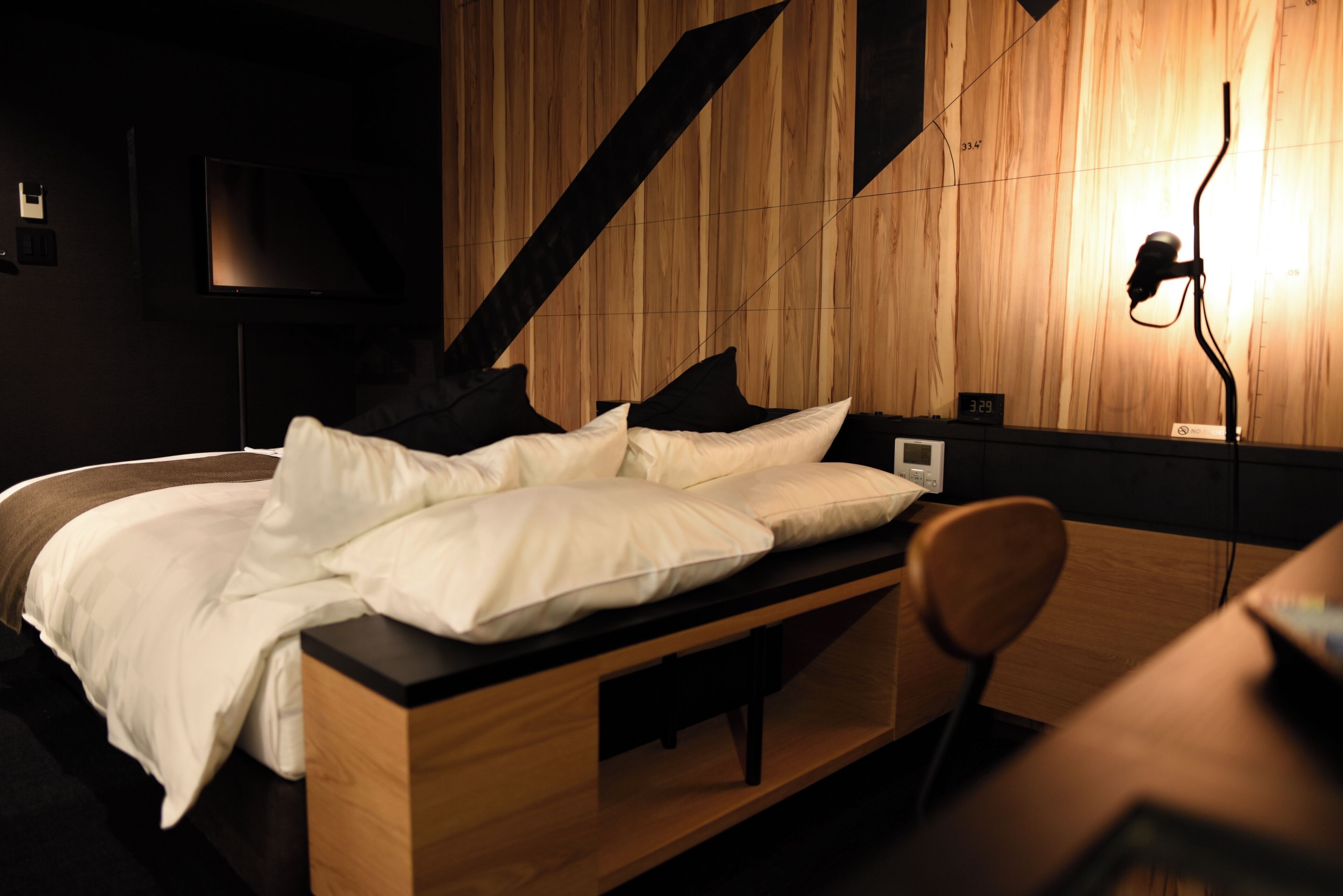 semi-double room | 1 bedroom, in-room safe, desk, soundproofing