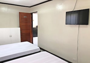 Desk, bed sheets