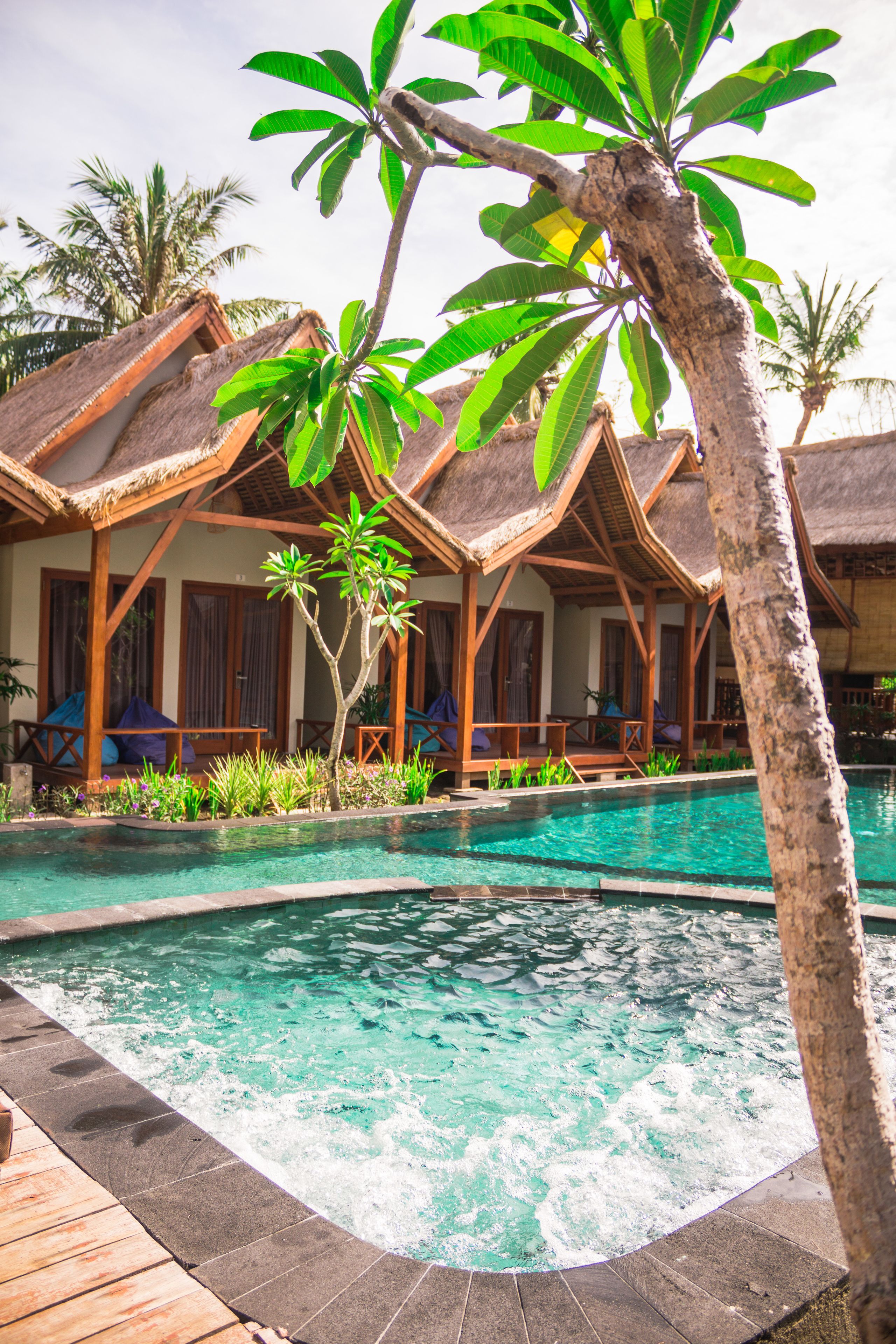 outdoor pool, pool loungers