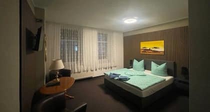 Double Room 1 - Private Room Am Ginkgobaum