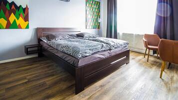 In-room safe, desk, blackout drapes, soundproofing