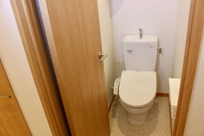 共用宿舍, 男女混合宿舍 | 浴室 | 吹風機、拖鞋、毛巾