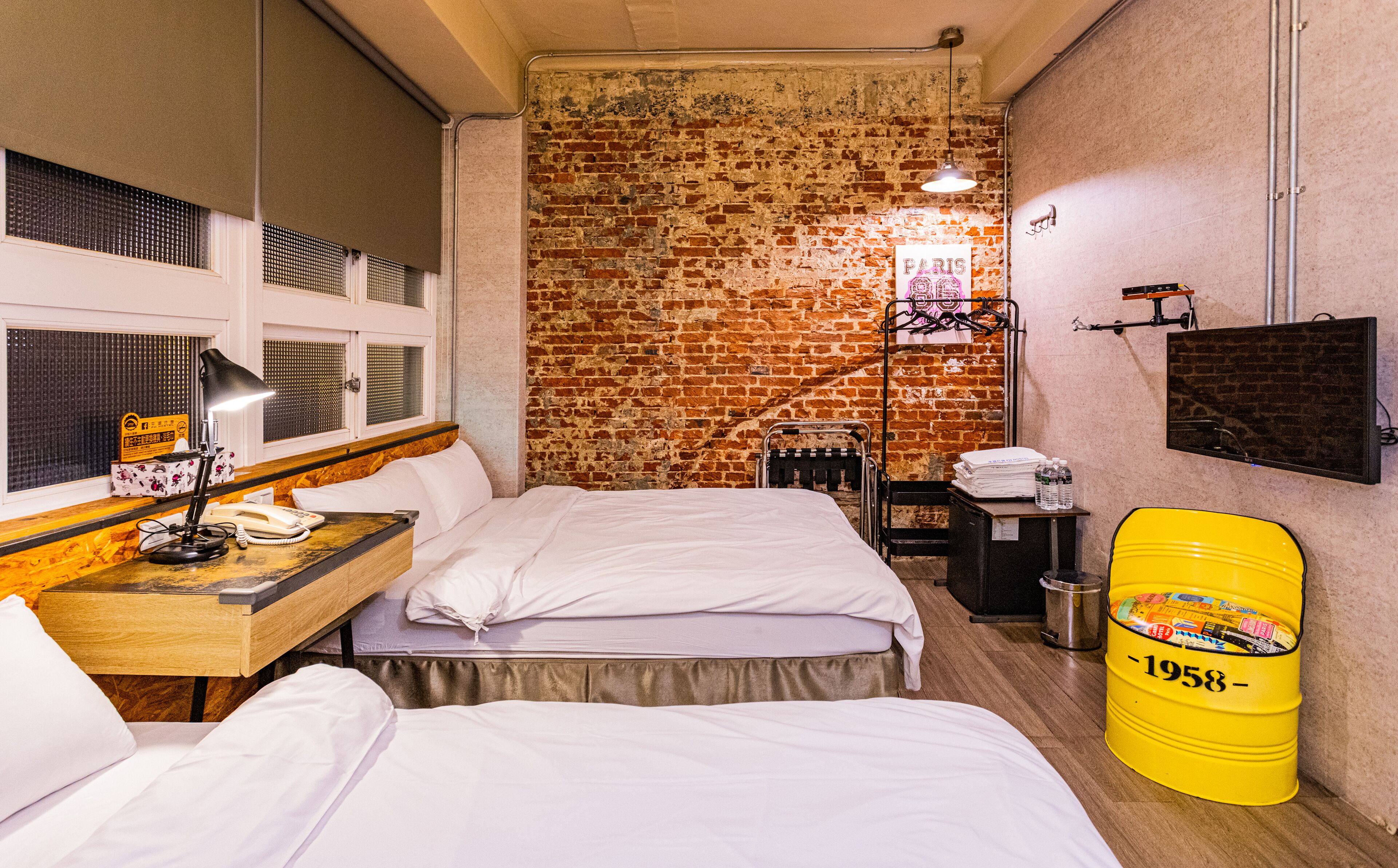 Blackout curtains, free WiFi, bed sheets