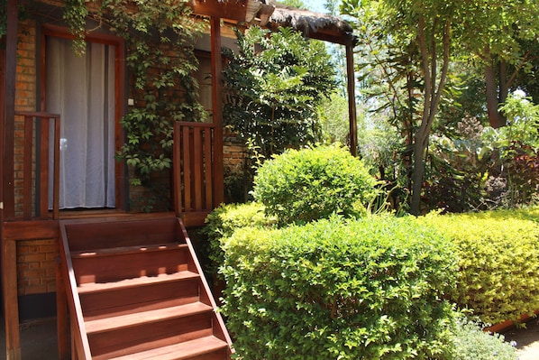 ファミリー 4 人部屋 | セーフティボックス (室内)、客室ごとに異なる装飾、客室ごとに異なるインテリア、デスク