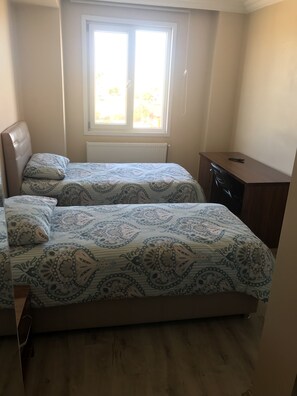 Basic-Suite, 2 Einzelbetten, Stadtblick | Ausblick vom Zimmer