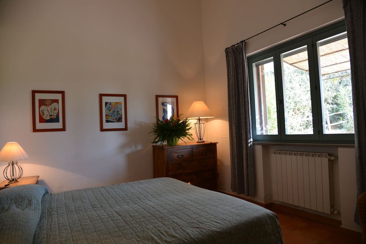 1 habitación y ropa de cama de alta calidad