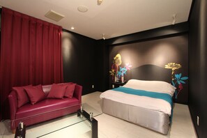 Deluxe Double Room, Smoking | In-room safe, soundproofing, free WiFi, bed sheets - Restay Sun City - Adults Only (Utsunomiya)