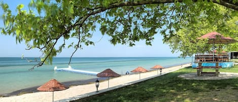 Private beach, sun-loungers, beach umbrellas