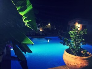 Seasonal outdoor pool, pool loungers - Villaggio Romaniello (Camerota)