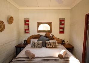 Traditional Room | 4 bedrooms, bed sheets