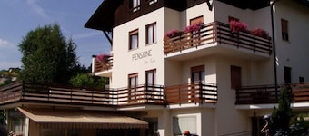 Villa Ester