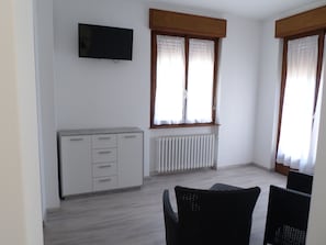 Family Suite, Balcony, Lake View | Bed sheets - Villa Ester (Tenna)