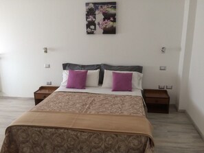 Family Suite, Balcony, Lake View