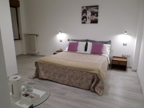 Family Suite, Balcony, Lake View | Bed sheets - Villa Ester (Tenna)