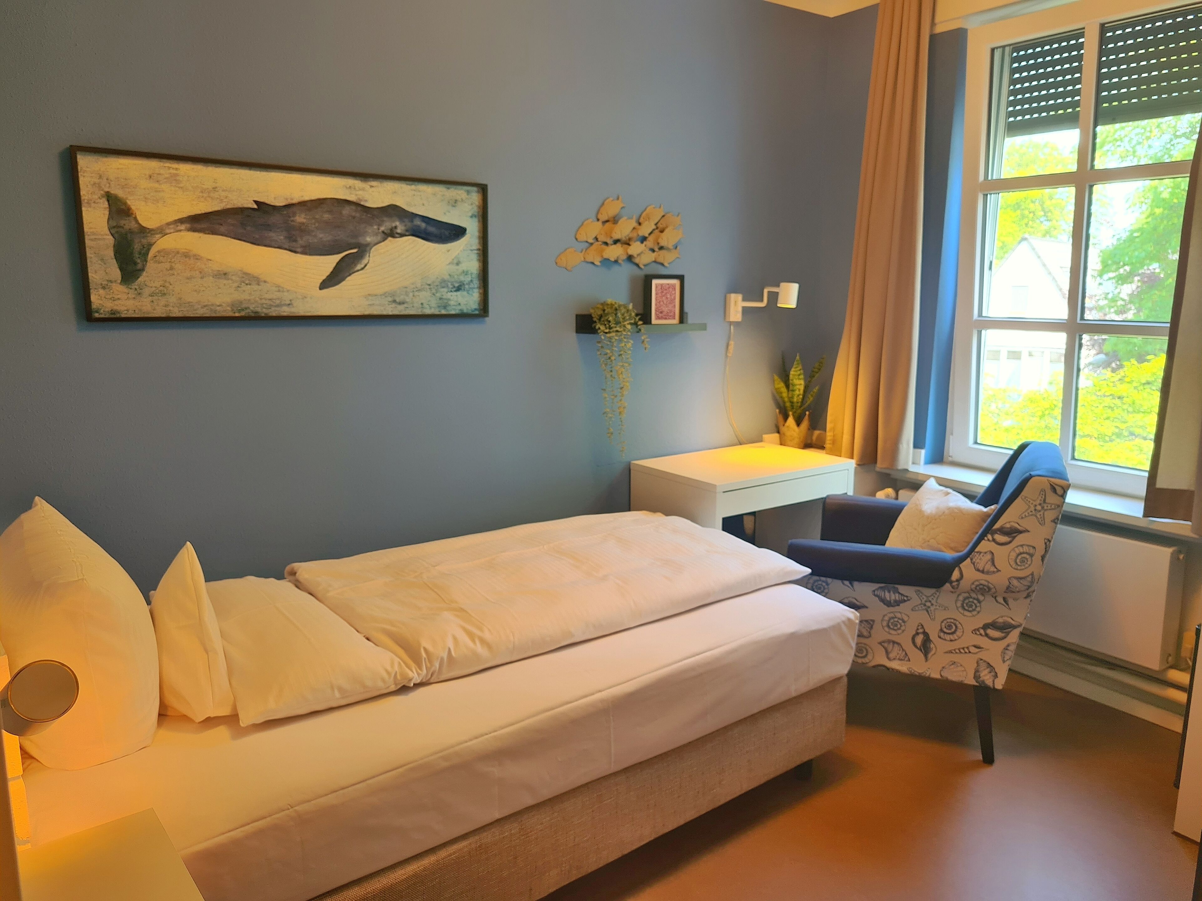 single room, 1 single bed | 1 bedroom, hypo-allergenic bedding, down duvets, in-room safe