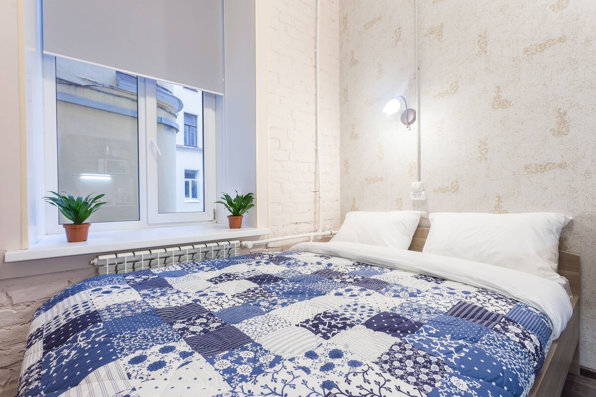 Desk, iron/ironing board, free cots/infant beds, free WiFi