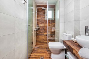 别墅, 3 间卧室, 私人游泳池 | 浴室 | 名牌洗护用品、吹风机、毛巾、肥皂