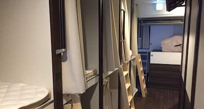 bnb+ Shinbashi - Hostel