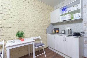 Standard Studio | Private kitchenette