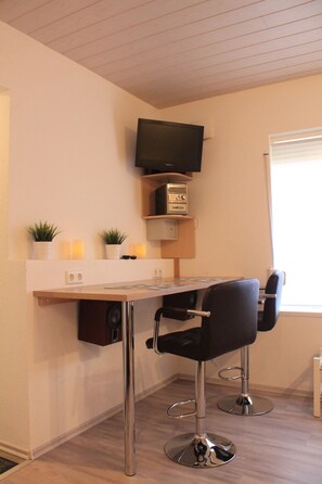 舒适公寓, 多间卧室, 花园景观, 花园 | 1 多间卧室、客房内保险箱、办公桌、隔音