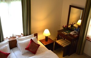 Deluxe Double or Twin Room | 1 bedroom, premium bedding, in-room safe, desk