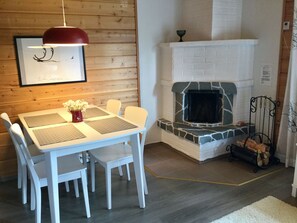 Essbereich im Zimmer