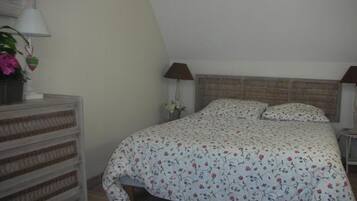 2 chambres, fer et planche à repasser, Wi-Fi gratuit