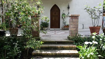 EntrĂ©e de lâhĂ©bergement