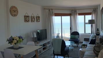 Télévision à écran plat