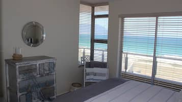 Departamento Premium, 2 habitaciones, vista al océano, frente al mar | 1 habitación y ropa de cama de alta calidad