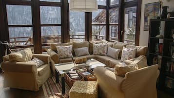 Deluxe Villa, Ensuite, Mountain View (Casa Ferica) | Miscellaneous