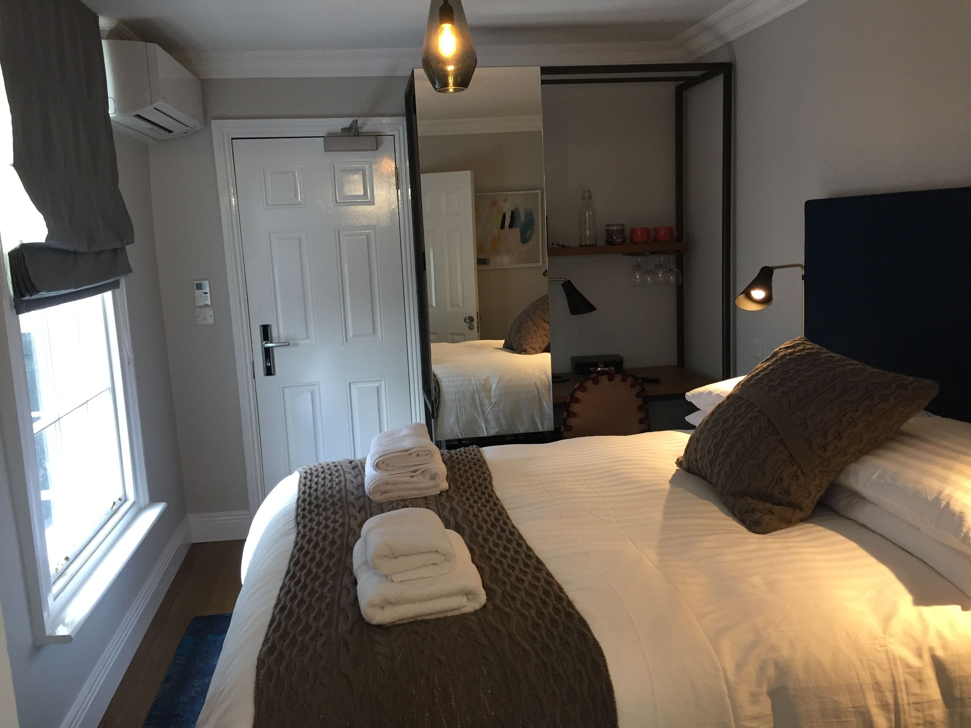 Photo - Pembroke Hall