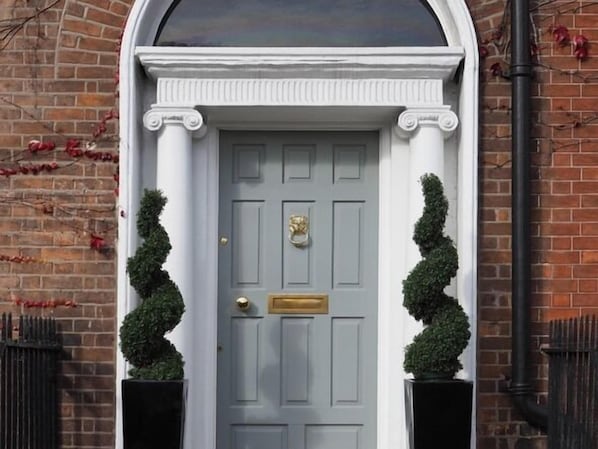 Luxury Double or Twin Room, Ensuite | Exterior - Pembroke Hall (Dublin)
