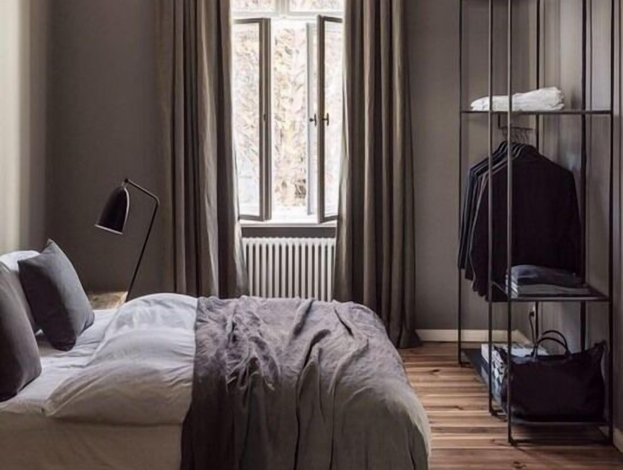 Photo - Pembroke Hall