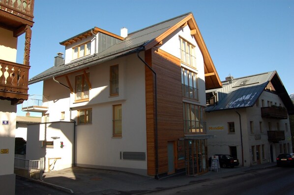 Front of property - Apartment 3-room-maisonette (Zell am See)