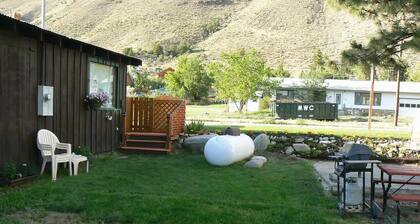 All the Comforts Of Home Surrounded By The Rocky Mtns. & Yellowstone Park