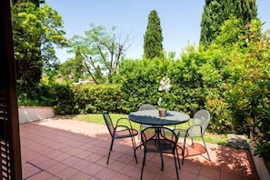 Junior Suite Apartment | Terrace/patio