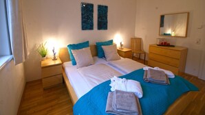 2 bedrooms, iron/ironing board, cots/infant beds, free WiFi - Appartement Tauernblick (Kaprun)