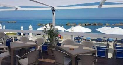 B&B Rometta Beach