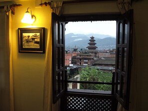 View from property - Vajra Guest House & Restaurant (Bhaktapur)