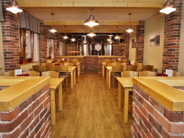 Restaurant - Balónový hotel a pivovar (Radešín)