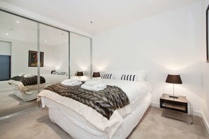 Apartment, 2 Bedrooms - St Kilda Garden Views (St Kilda)