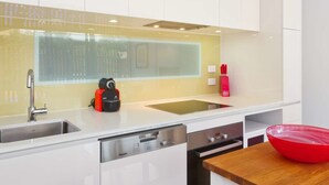 Apartment, 1 Bedroom | Private kitchen