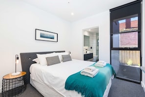 Apartamento, 2 quartos | 2 quartos, ferros/tábuas de passar roupa, berços