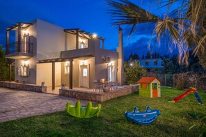 Garden - Elia Villa (Mylopotamos)