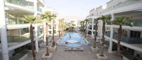 واجهة المنشأة