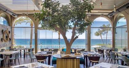 MI CAPRICHO C16 Luxury apartment on the beachfront